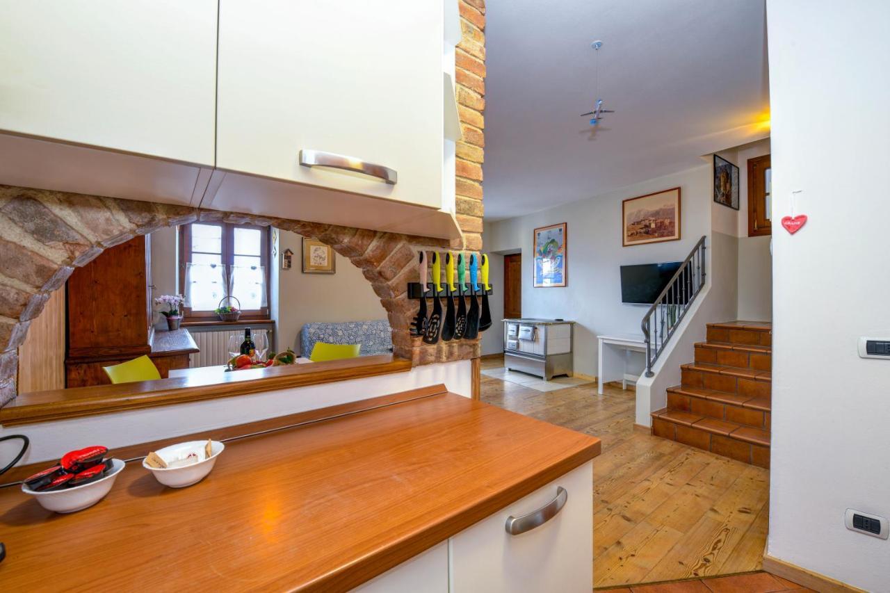 Casa Nel Borgo - Casa Oliva Villa Tremosine Eksteriør bilde